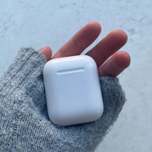 Airpods case  - Airpods ”skal” utan airpods💞