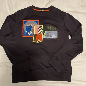 Kenzo tröja - Snygg kenzo tröja i väldigt fint skick. Storlek M men passar S. Skriv för fler bilder eller om du har några frågor.