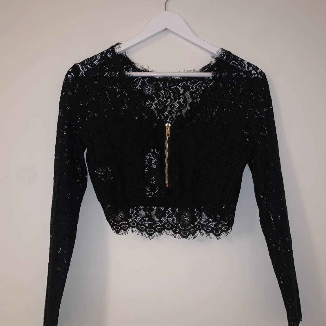 Svart spetströja - 91