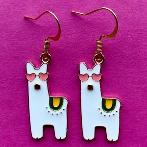 Alpaca örhängen 💖 - Nickelfria krokar och fri frakt 💖