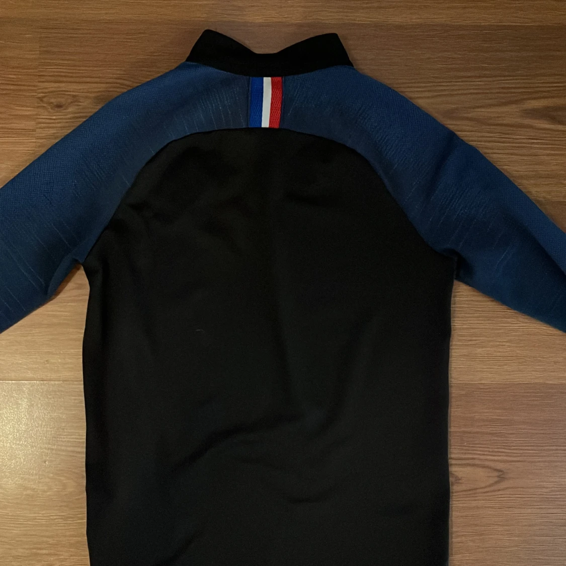 Psg  tröja (Strl 148till158) - 90