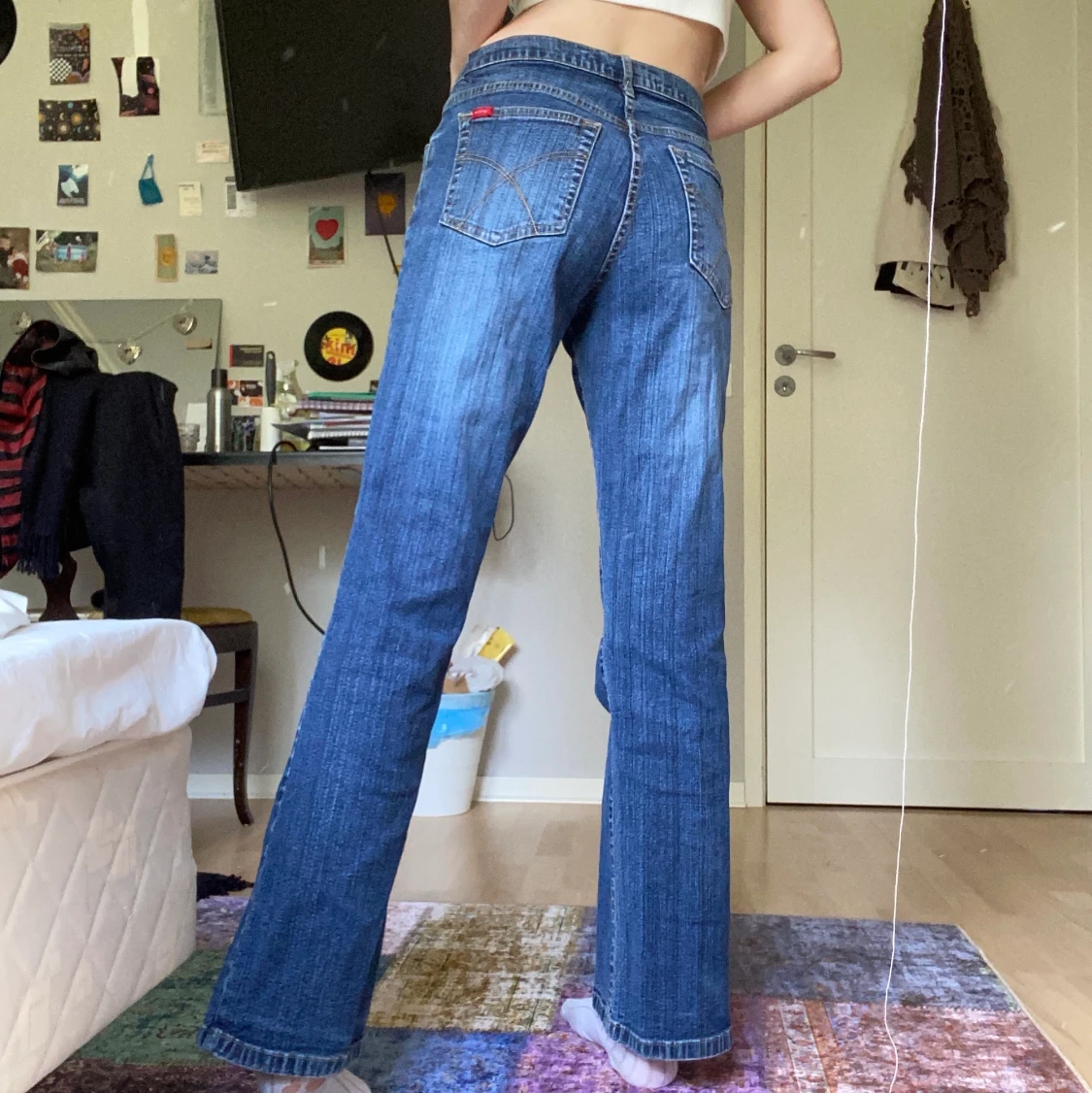 lågmidjade jeans! - 90
