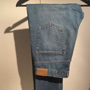 Weekday Pine jeans i storlek 30/32. Mycket fint skick 