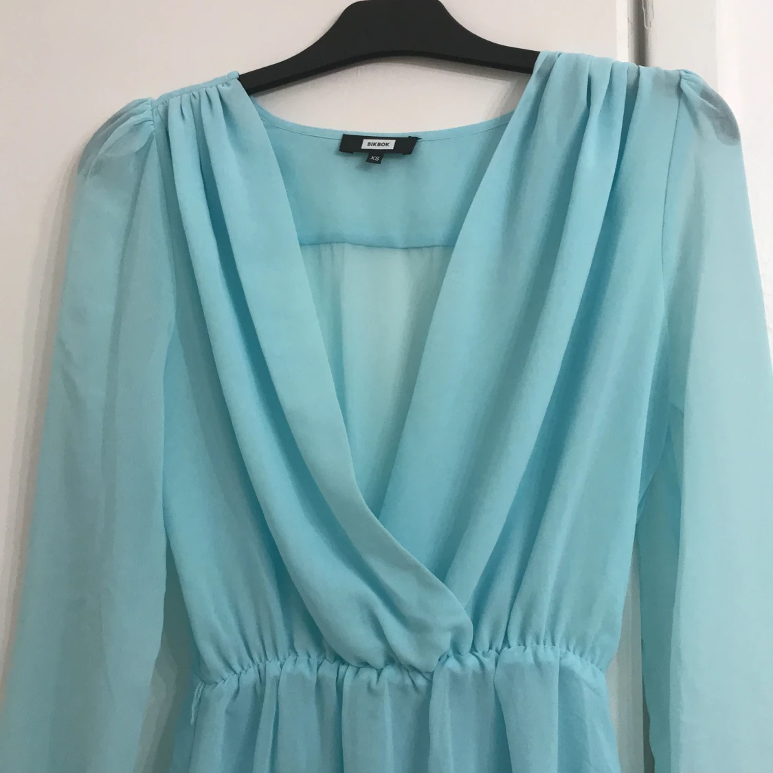 Ljusblå klänning strl XS - 90