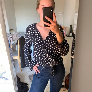 Blus från Zara - Blus från zara som inte längre kommer till användning men är super söt!