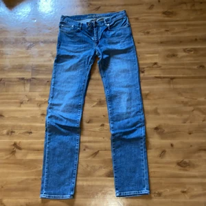 Boomerang jeans  - Säljer dessa Boomerang jeans för att de inte kommer till användning. Har använt dessa 1 gång så de är 10/10 skick. Nypris 1100