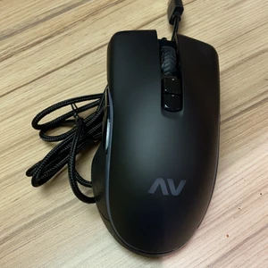 Zap gaming mus  - Helt ny mus aldrig använd för att jag köpte en ny. Pris för 400kr priset kan diskuteras 