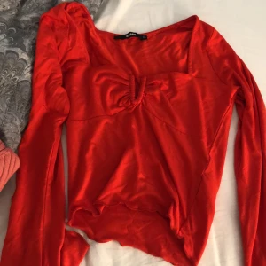 Tröja  - Tröja röd 