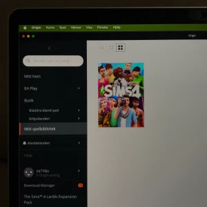 Sims 4 spel (EA/Origin konto) - Hej! Jag ska sälja mitt Sims4 spel då jag känner att jag spelat klart! Det är helt buggfritt och funkar som nytt! Pga gräns på tecken kan jag inte skriva vilja packs det innehåller här men det är 31 olika tillägg. ”Originalpris” är 7681 kr!  DM för mer in