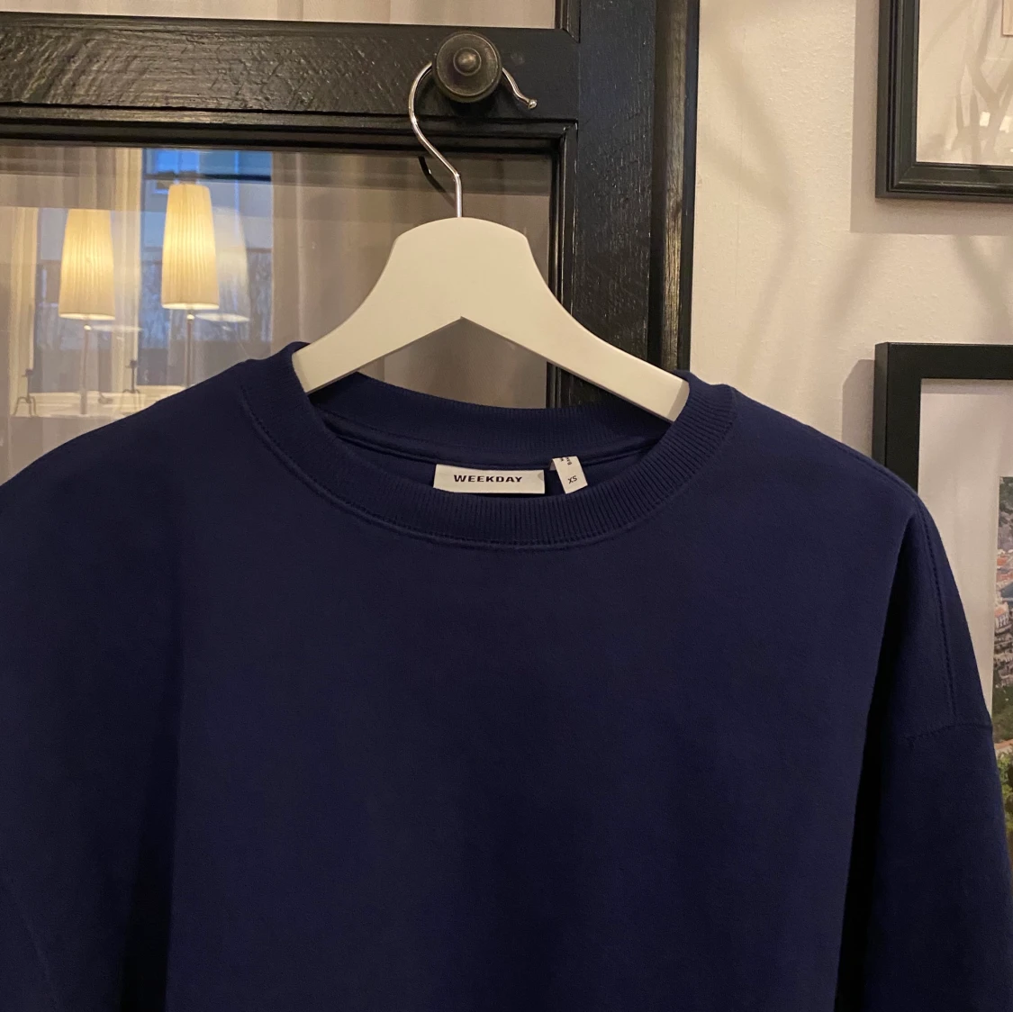 Marinblå collegetröja från weekday - 91