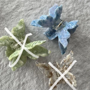 Fjäril hårklämma - Sålda