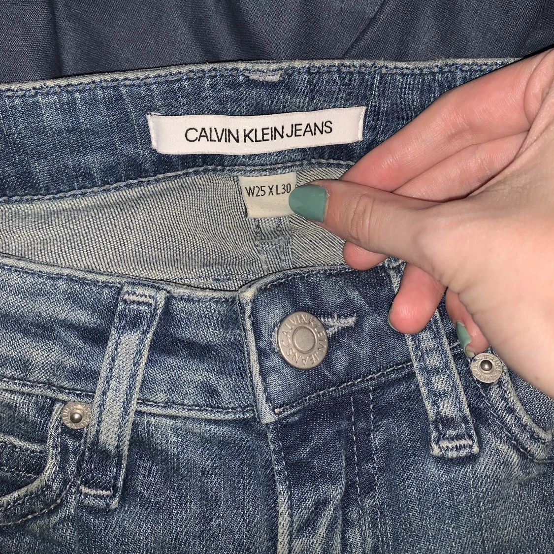 CALVIN KLEIN JEANS - 91