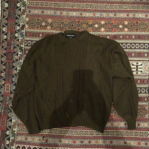 stickad tröja - najs passform👍