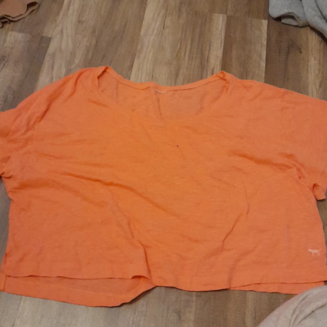 Klädesplagget  - 90