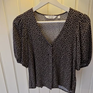 & other stories blus tröja topp - Fint skick, inget att anmärka på!  Viskos! Strl 36