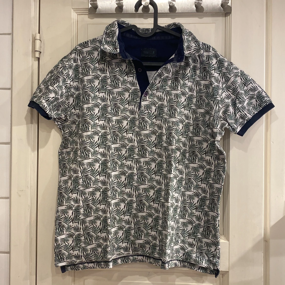 Pikétröja med bladmönster 