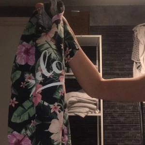 T-chiet  - Detta är en T-S