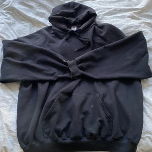 Fruit of the Loom oversized hoodie  - Svart fruit of the loom hoodie 