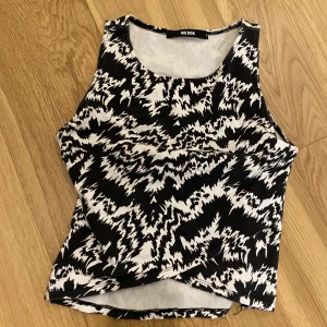 Bikbok topp  - Supersöt topp ifrån Bikbok 