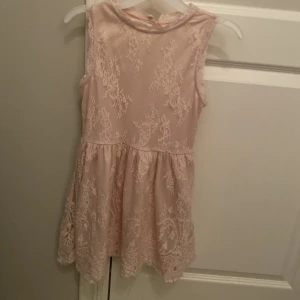Klänning  - Rosa fin klänning  I bra skick 