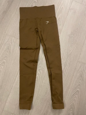 Gymshark träningstights - Träningstights från gymshark! Fint skick! Storlek xs