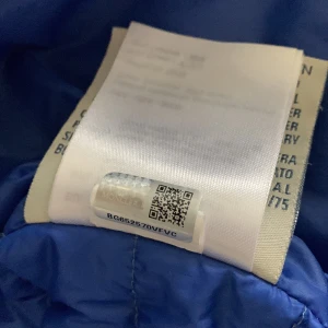 Moncler  - Moncler jacka i fint skick st 1