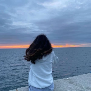 Juicy Couture  - Säljer dessa sköna Juciy Couture byxor som jag köpte för 1200kr men erbjuder 700kr inklusive frakt. Jag är 170 och dem passar från 160 till 172 asså xs!