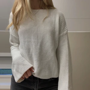 Stickad tröja från nakd - Stickad tröja från nakd i jättebra skick!! Säljer även en likadan i rosa 