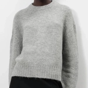 Tröja - Stickad tröja ifrån zara! Skriv för mer bilder💞