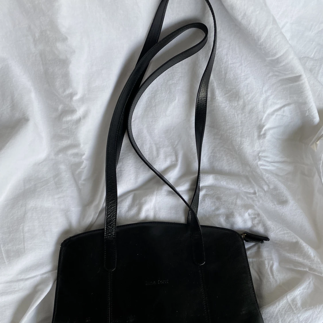 Svart skinnväska med långa band🖤 - 91