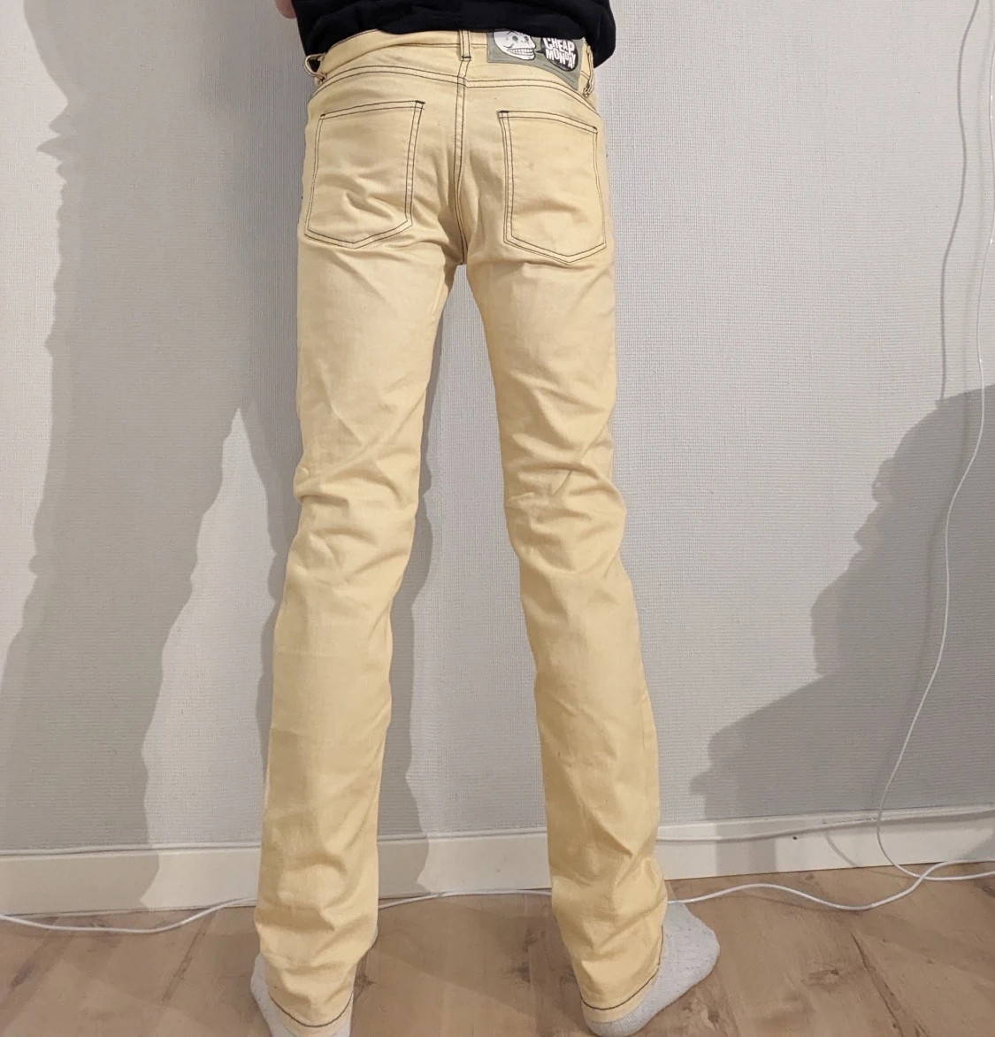 Gula smala Cheap Monday  - 90