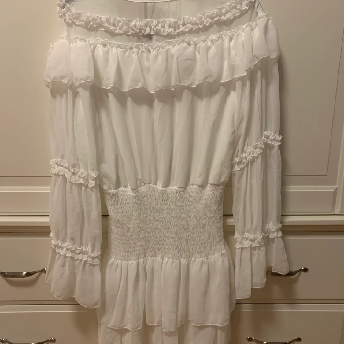 Vit klänning från Boohoo - 91