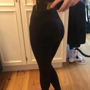 Svarta träningstights  - Fint skick! 