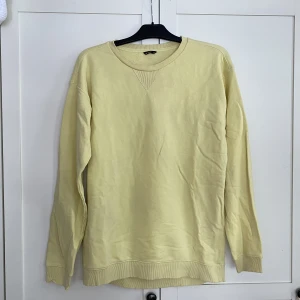 Gul sweatshirt  - Gul sweatshirt  