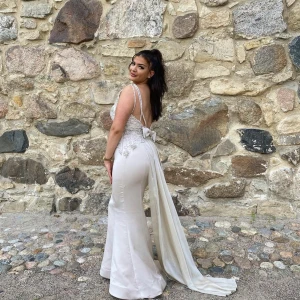 Balklänning  - Balklänning som endast var använd under ett tillfälle🫧