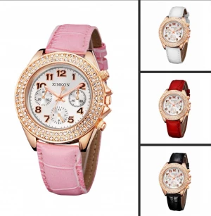 Super Häftig Dam Strass Klocka  - Finns svart, röd och vit kvar  179kr/st  Frakt 49kr