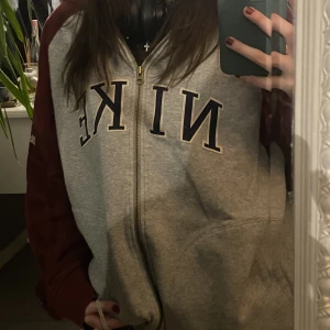 Nike Hoodie - Intressekoll på denna snyggingen✌🏻