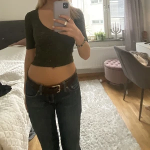 Blus - Kortärmad blus ifrån zara som inte kommer till andvändning!