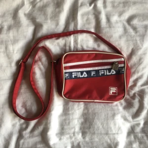 Fila väska. - Snygg fila väska i bra skick. 