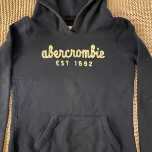 Jättefin Abercrombie & Fitch hoodie💕Köparen står för frakten😊