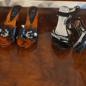 Festklackar  - Nya oanvända festskor och ett par flipflops med glitter  60 kr par