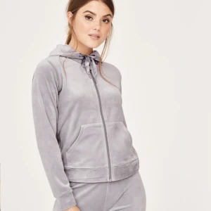 Kofta - Ljusgrå kofta från ginatricot 