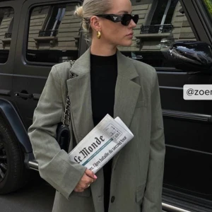 Blazer  - Aldrig använd overize blazer, Str 38 säljer för 749kr 