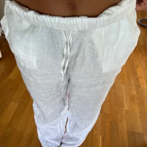 Linnebyxor  - Jätte fina linnebyxor som jag köpt i sommras från plick! 