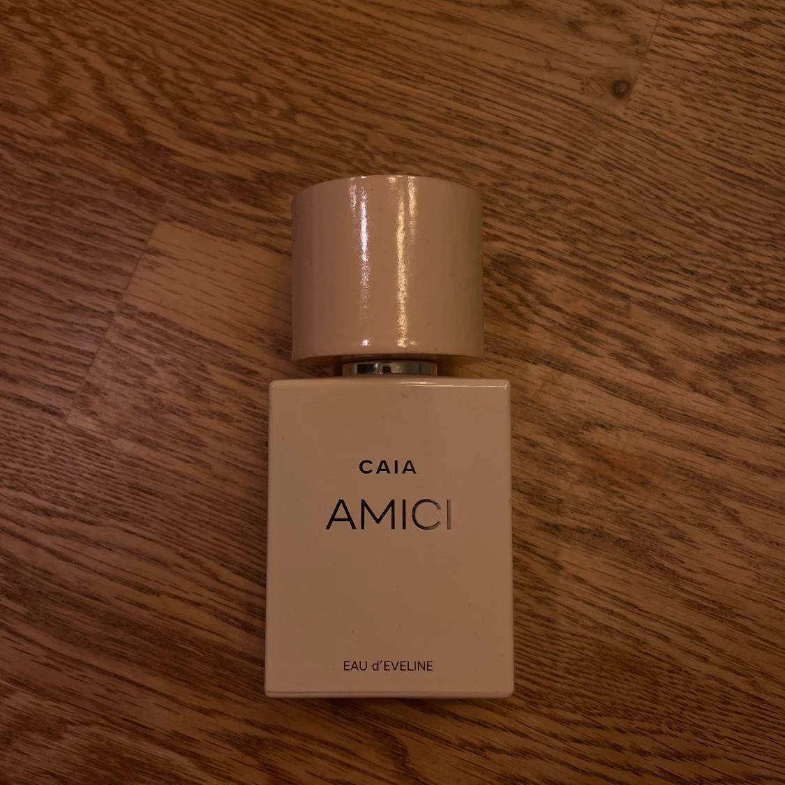 Caia parfym
