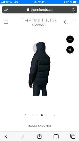 moose knuckles jacka - Säljer nu min moose jacka i strl L kvitto medföljer de är i en mörkblå färg inga märken eller liknande på jackan vid intresse skickar jag bilder