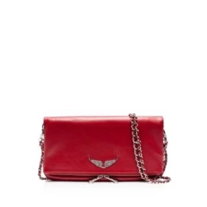 Zadig röd väska - Säljer min älskade väska i bra skick❤️ dustbag medföljer!❤️nypris 3800. Snabbaffär prioriteras (finns bud på 2000) 