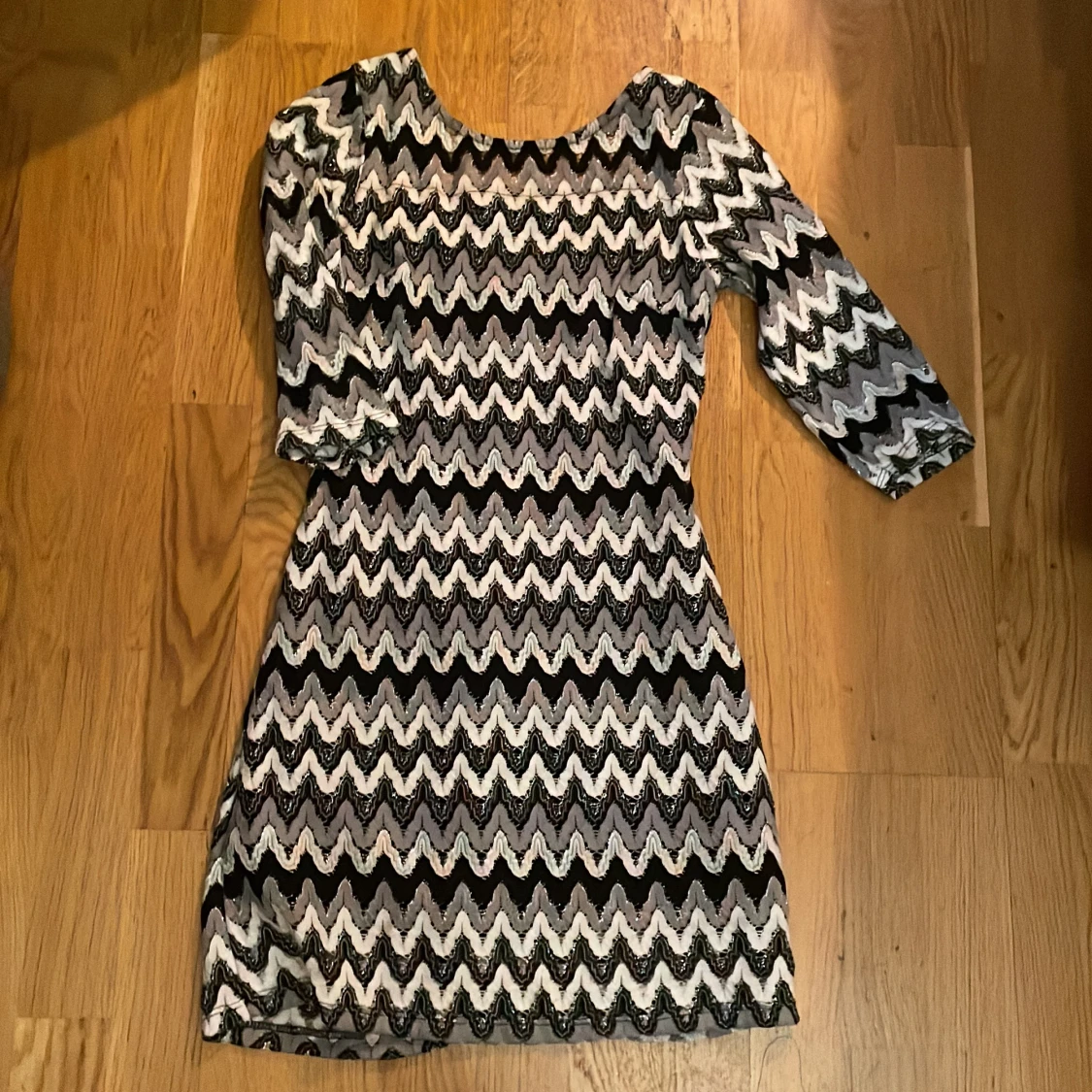 sicksack klänning  - 91