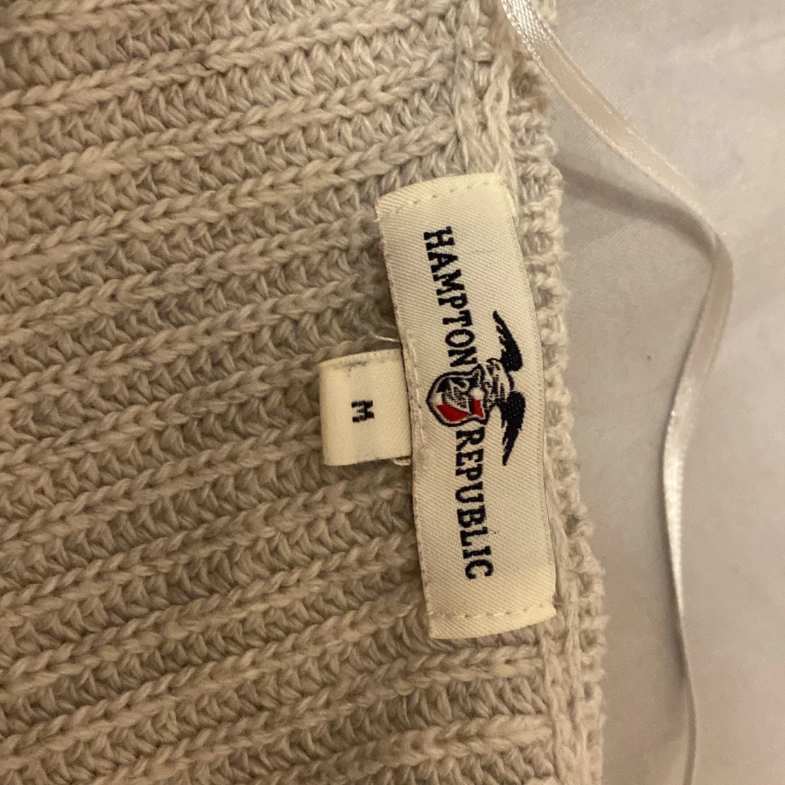 Stickad tröja  - 91