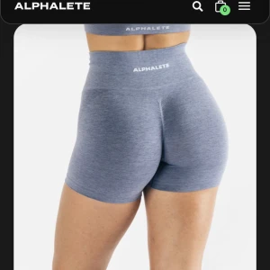 Alphalete amply  - Alphalete amply shorts french blue  Fint skick storlek M